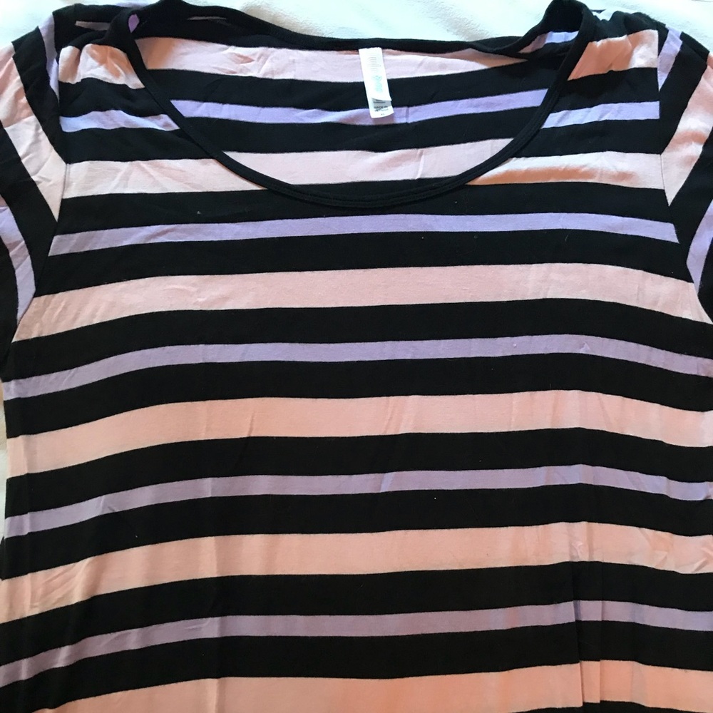 LuLaRoe Classic Tee